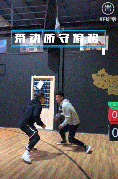 火爆对决势在必得，球场较量吸引万千目光的简单介绍