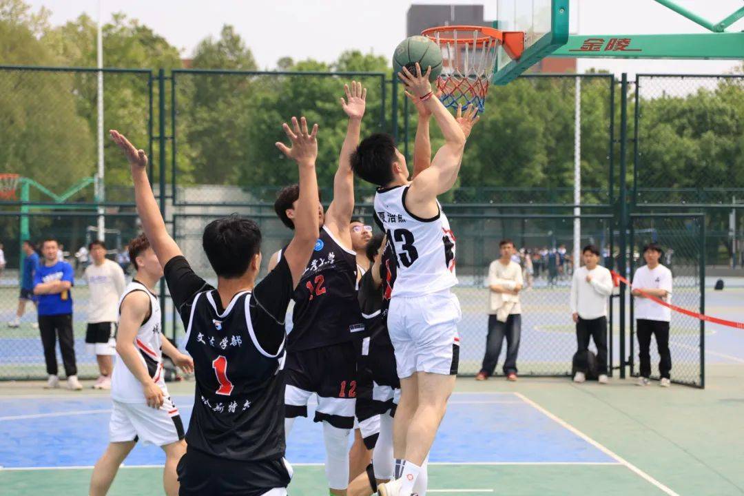 包含球员实力榜上有名，饱受期待备战国际大赛奋力拼搏的词条